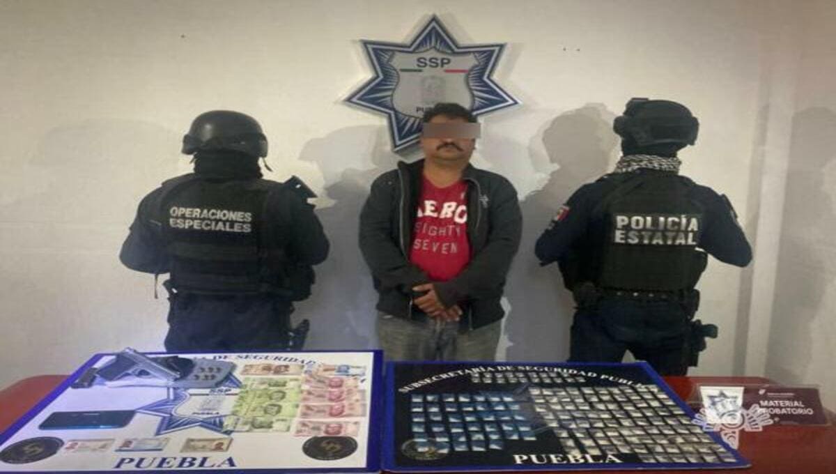 b733bb99c3fbcf2996843c5cb1dcaff2 L