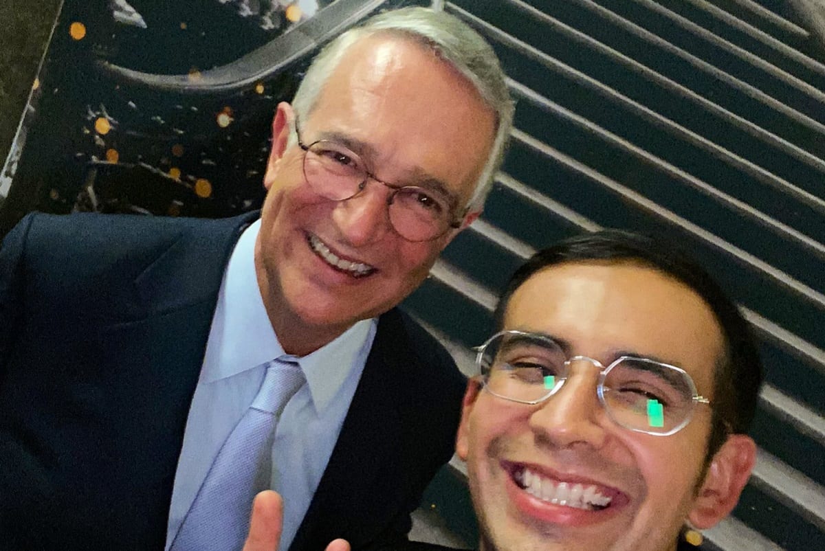 "Lambiscón" así le dicen a El Capi Pérez en redes tras subir una foto con Salinas Pliego 1 capi.