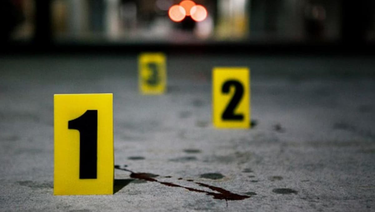 Balean a un hombre afuera de un negocio de hamburguesas en Cholula 1 escena del crimen. 1
