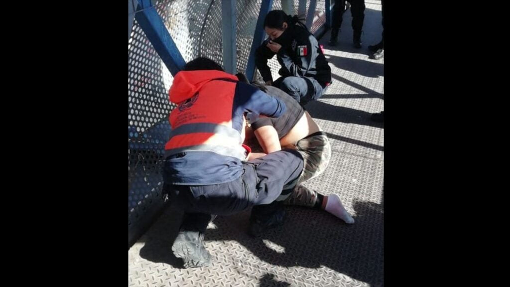 mujer intenta suicidarse