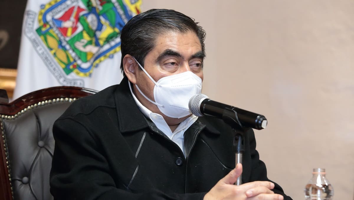 Semáforo rojo ya se había advertido en Puebla: MBH; se actúa en consecuencia 1 barbosa semaforo rojo 1
