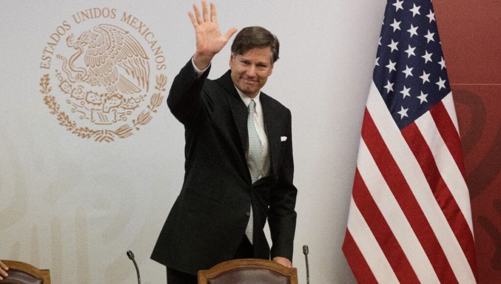 embajador de EU. 1