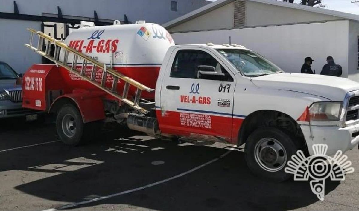 Poblanos sufren por aumento del precio del gas; tanque se vende hasta en mil 84 pesos 3 huachigaseros