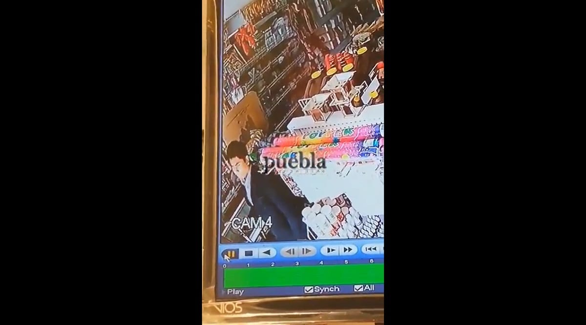 VIDEO: Así fue como en menos de un minuto un ladrón robó un celular de un establecimiento en Los Héroes 1 ladron