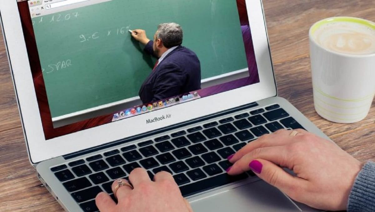 maestro muerto da clases en linea canada estudiantes 780x470 1