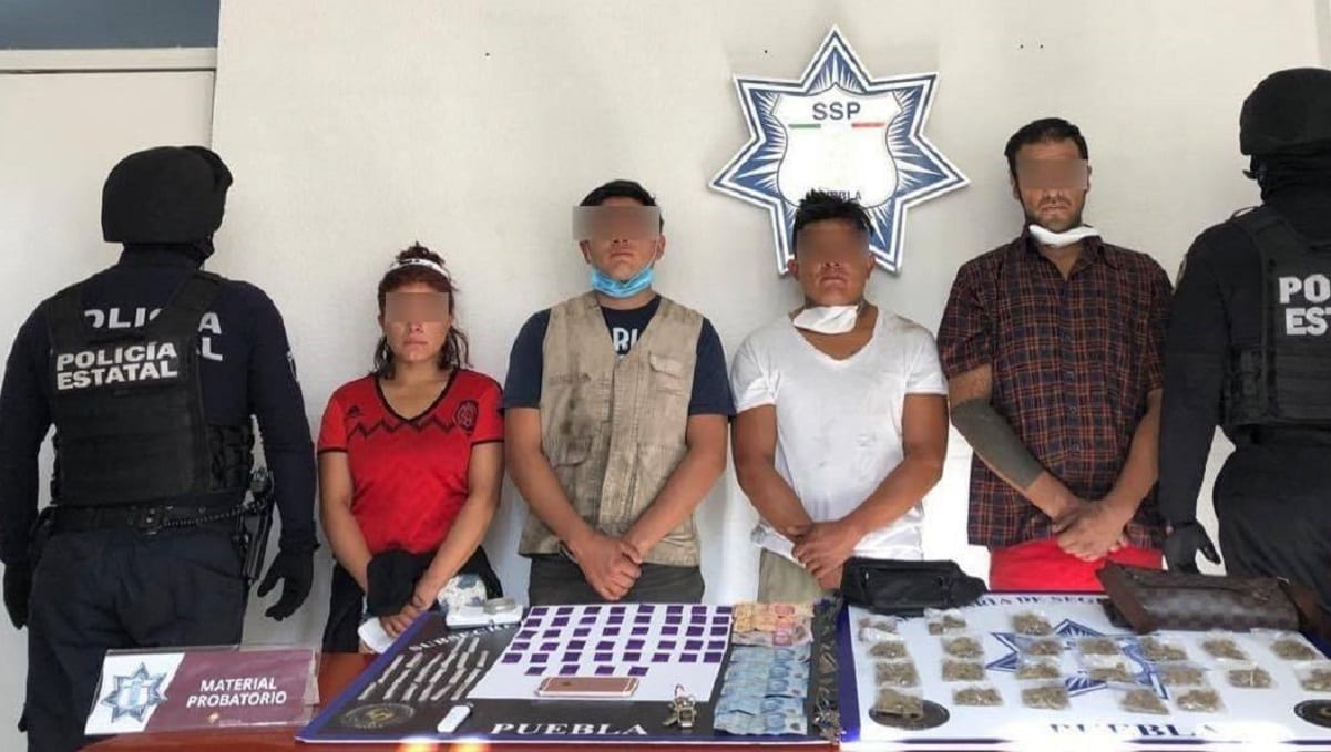 Capturan a cuatro narcovendedores de “La Reina del Sur” con 80 dosis de droga 1 narcovendedores