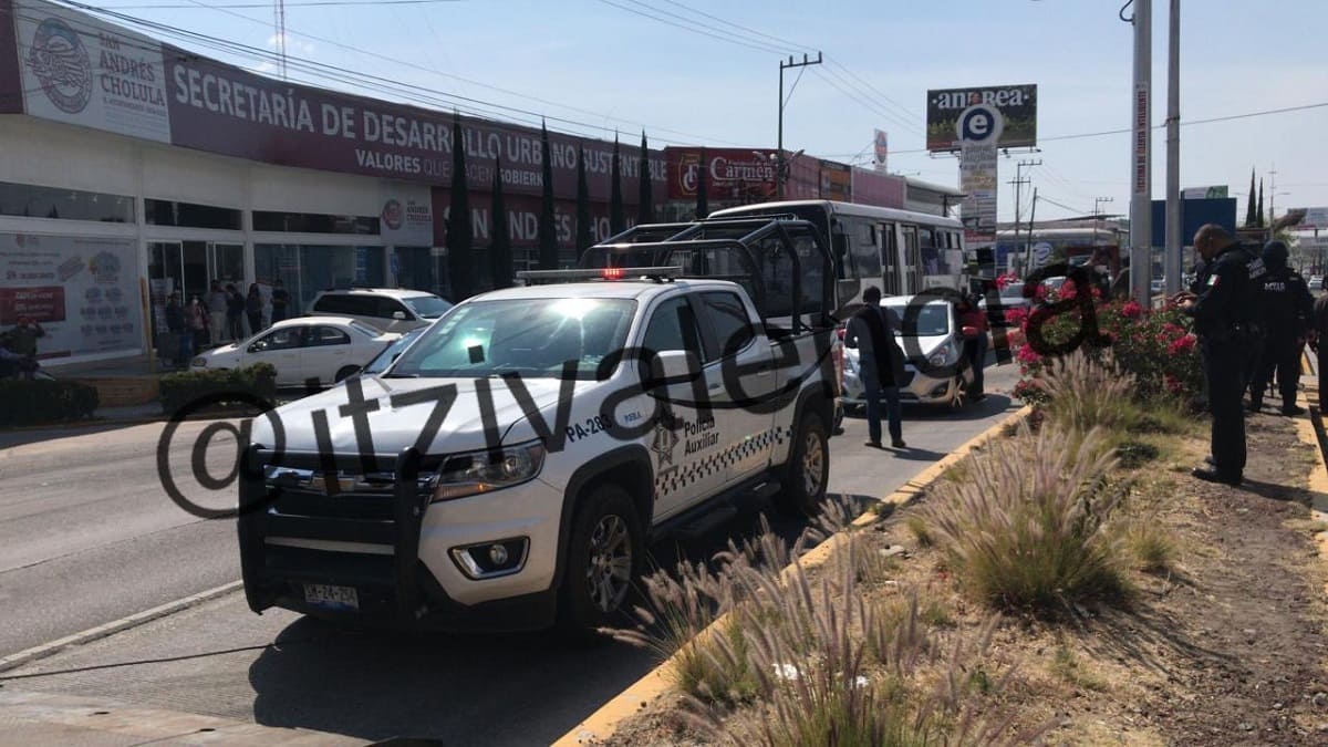 Patrulla atropella a dos mujeres en bulevar Atlixco en Puebla 1 patrullas 1