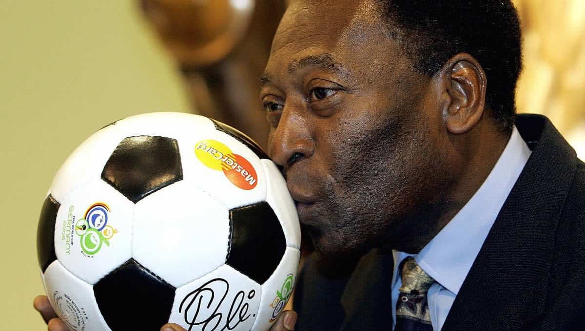 ¡Tómala CR7! Pelé actualiza su Instagram como "El máximo goleador de todos los tiempos" 2 pele. 1