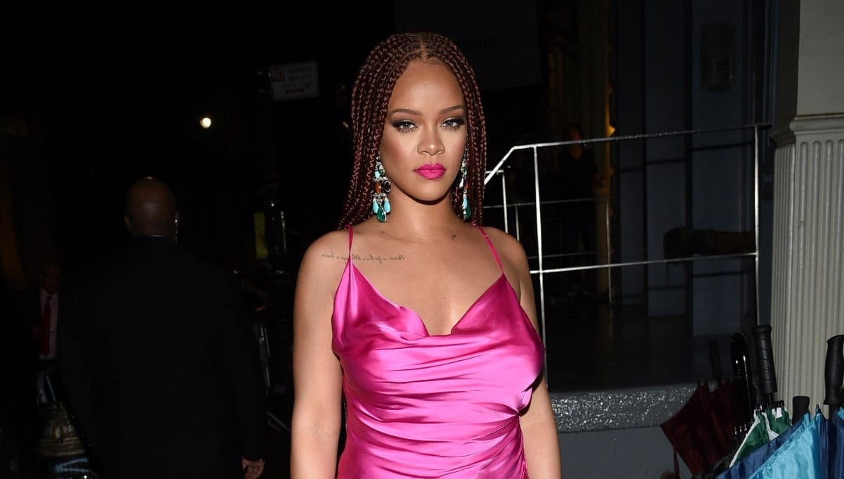 FOTOS: Rihanna modela sensual lencería para San Valentín 1 rihanna 2