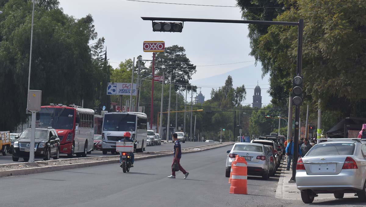 Claudia Rivera gasta 1 millón de pesos para sincronizar semáforos 3 semaforos bulevar xonaca 3