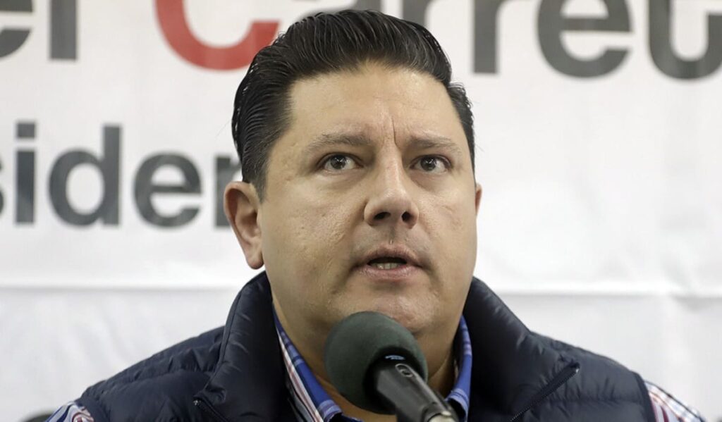 victor manuel carreto 1