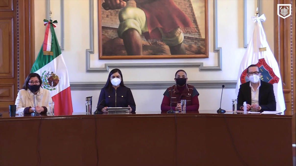 Claudia Rivera presenta a su suplente en ruedas de prensa ante su posible salida del Ayuntamiento 1 Argelia Arriaga