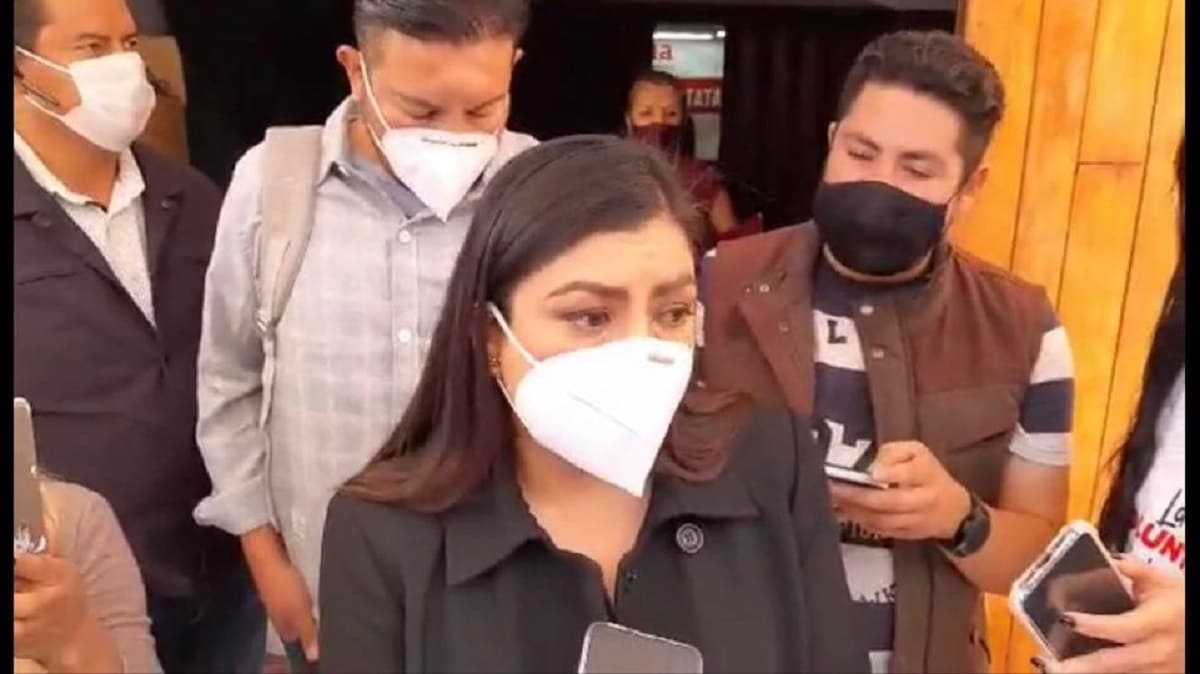 Claudia Rivera acusa presiones a locatarios de Amalucan para que no apoyen obra: "le están haciendo daño sus vecinos" 2 CLaudia Rivera Amalucan