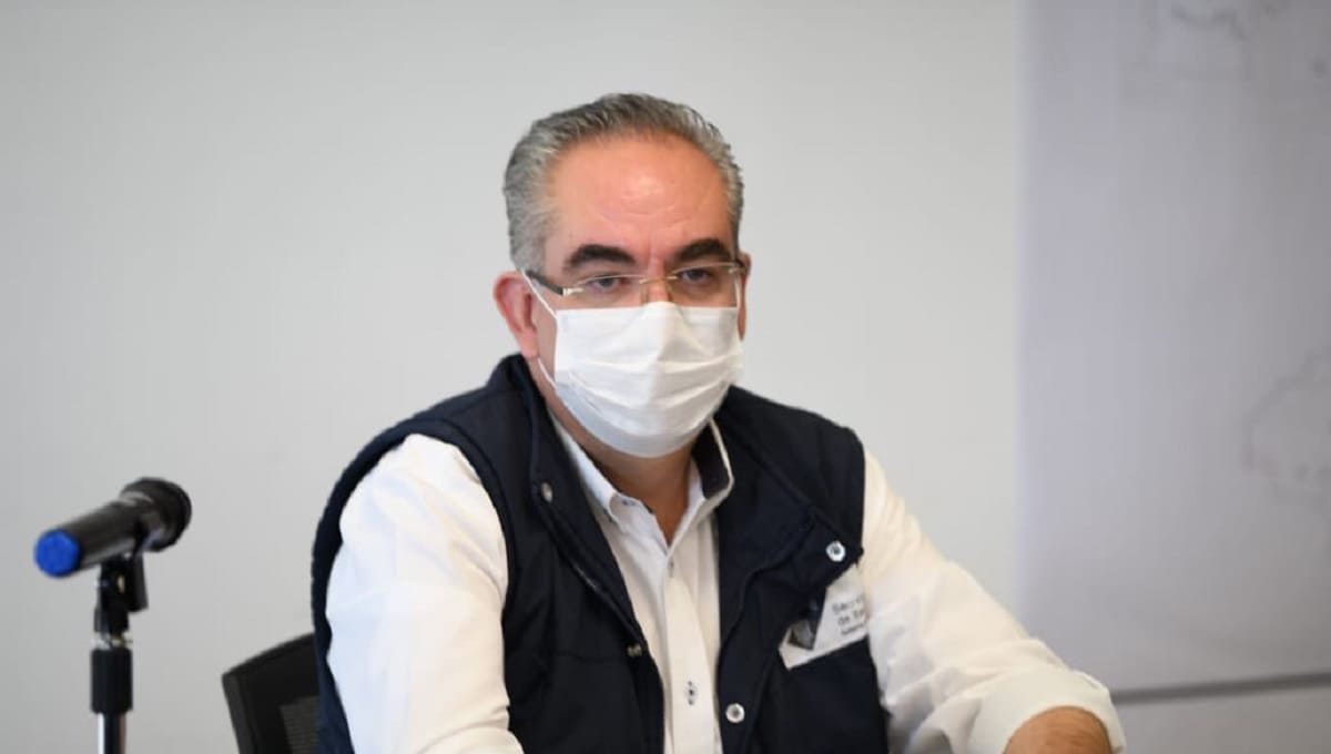 ¿Saliste de vacaciones? Salud pide que te aísles 14 días. 1 Secretario de salud antonio martinez 1