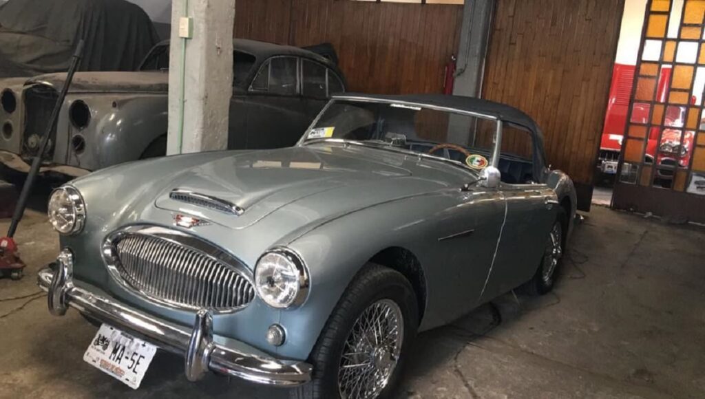 Recuperan autos de colección robados en La Paz; detienen a dos 5 auto