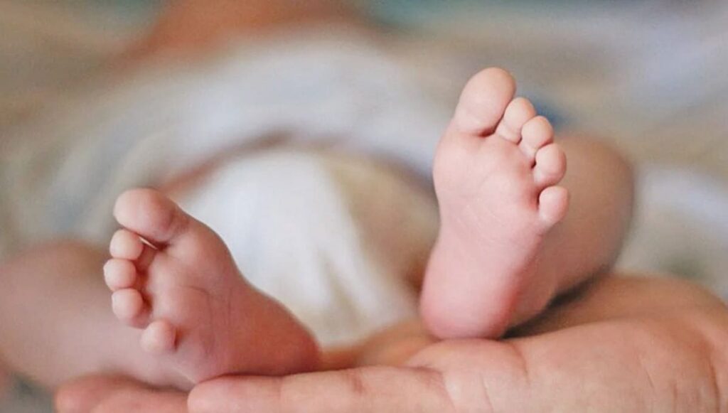 Mujer da a luz a su bebé a bordo de un DiDi en Puebla 2 bebé