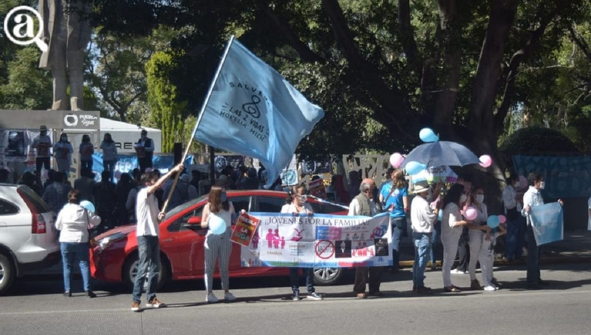 Frente Nacional por la Familia convoca a "claxonazo por la vida" el 14 de febrero en Puebla 2 caravana frente nacional por la familia 1