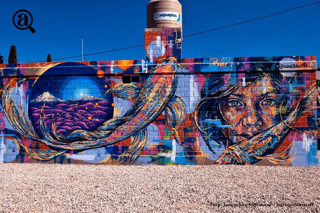 Muralista poblana pinta casa entregada por subsecretario de Vivienda de Puebla 6 casa3