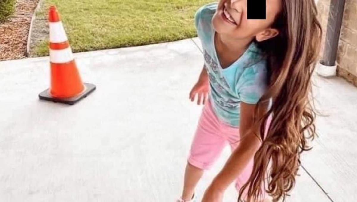 Expulsan a niña de 8 años del colegio tras confesar que estaba enamorada de una compañera en EU 1 chloe shelton 1
