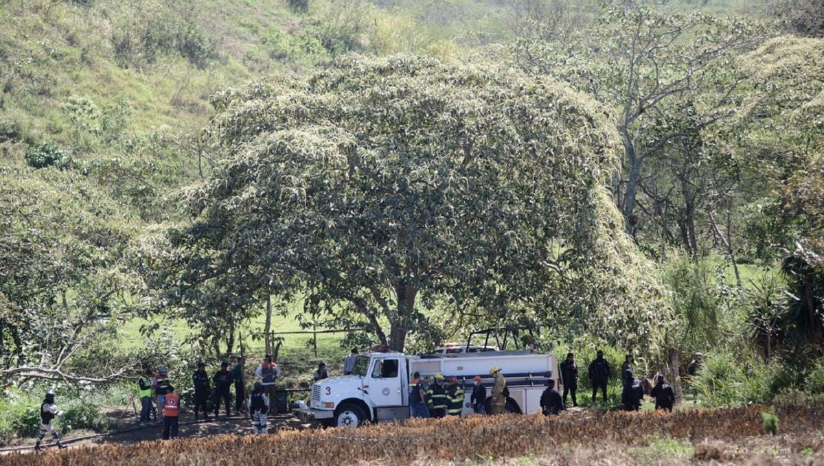 VIDEO: Se desploma aeronave de la Fuerza Aérea en Veracruz; hay seis muertes 2 fuerza aerea 2