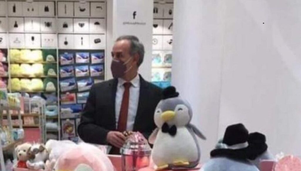 hugo lopez gatell en miniso 780x470 1