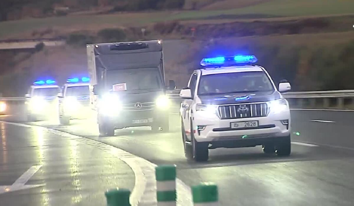 Investigan el robo de un camión que transportaba vacunas contra el COVID en Florida 1 persecucion 1