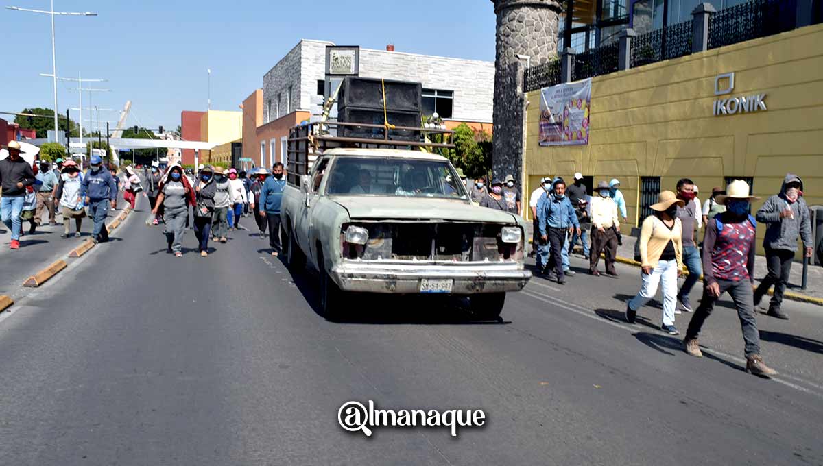 FOTOS: Pobladores de La Resurrección bloquean tres vialidades de Puebla ante desinterés de Claudia Rivera 5 puebla manifestacion agua claudia rivera