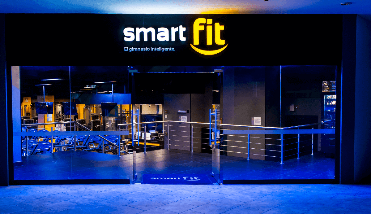 Pandemia arrasa con los gimnasios; Smart Fit analiza el cierre de sucursales 2 smart fit 1