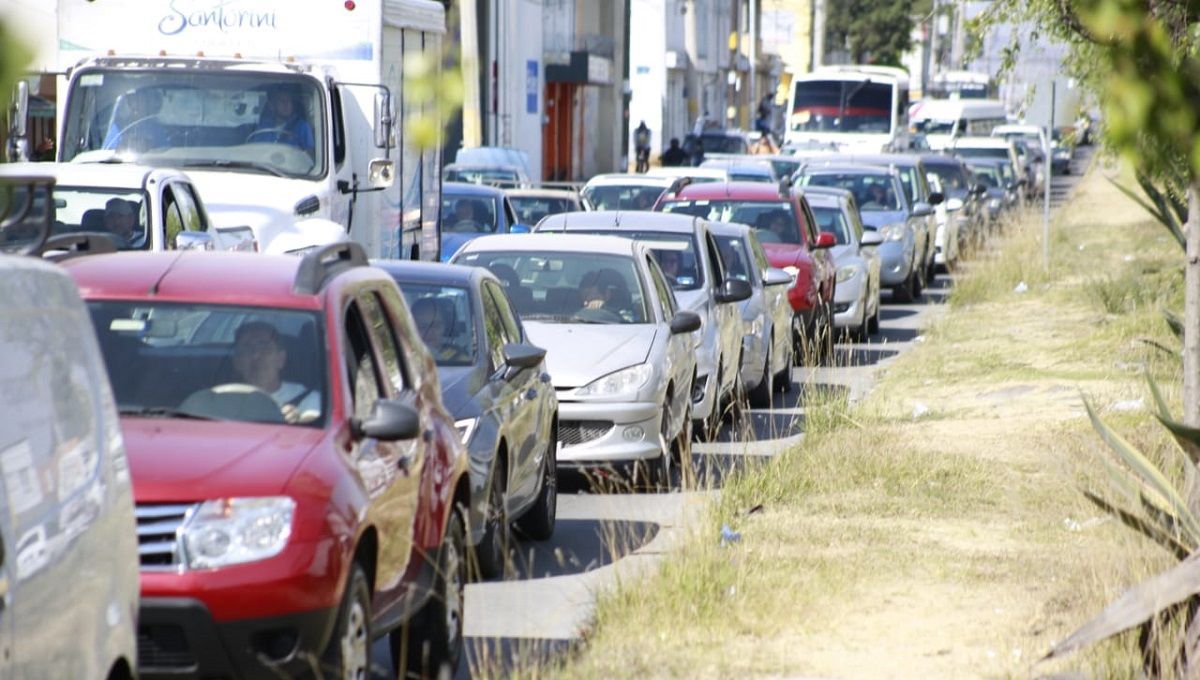 ¡Toma tus precauciones! Jornada de vacunación genera caos vial en CU 2 Andres Lobato