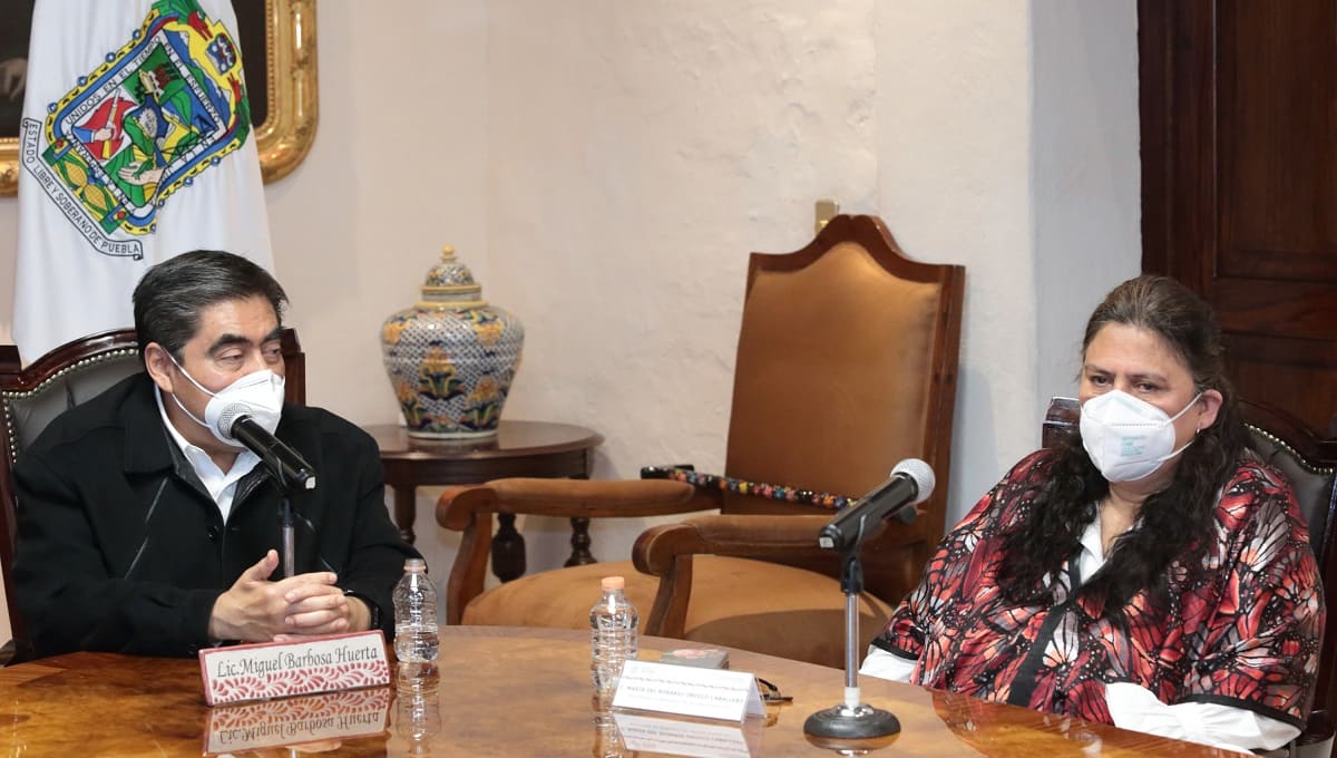 Trabaja Gobierno del Estado con sencillez y atiende las necesidades de la población: MBH 1 Barbosa y Charito DIF 1