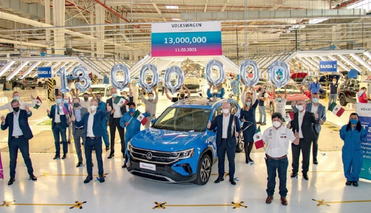 Volkswagen Puebla rompe récord con la fabricación de 13 millones de vehículos 2 Volkswwagen. 1