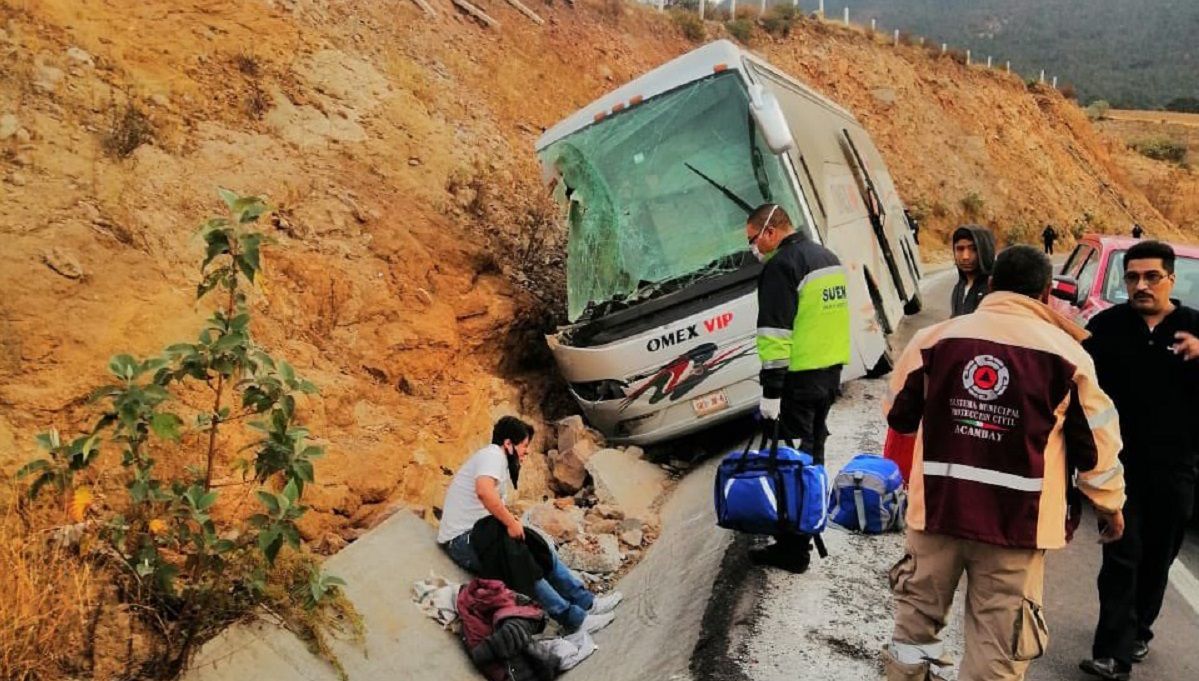 Accidente en Acambay deja 7 muertos y 35 lesionados 1 acamb