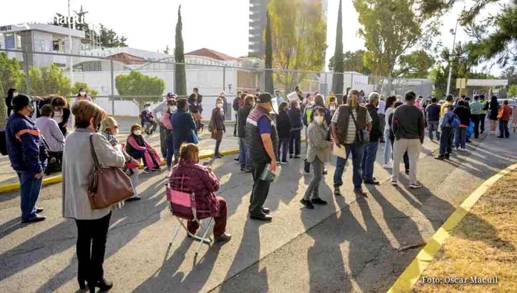 centro convenciones BUAP vacuna covid11