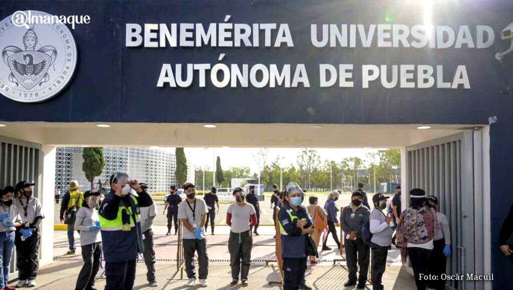 centro convenciones BUAP vacuna covid6