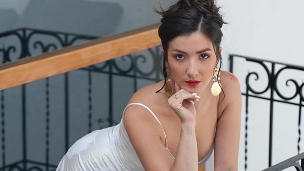 erendira ibarra posando para la revista vanity 1