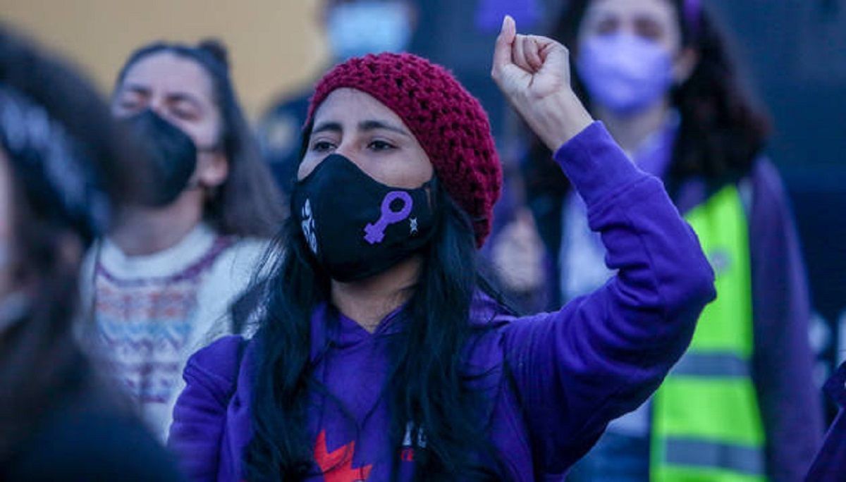 Por COVID-19, prohíben marchas del 8M en Madrid 1 feministas