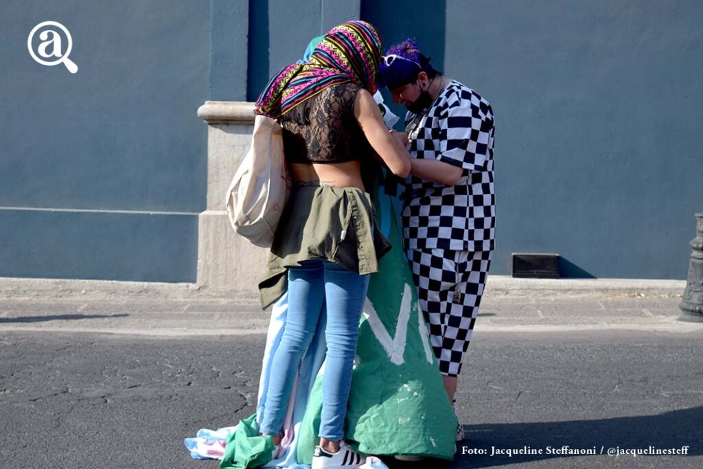 FOTOS: Con performance, feministas poblanas arrancan movimiento por el 8M 9 foto Feministas6