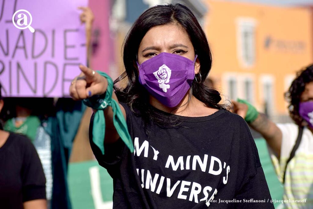 FOTOS: Con performance, feministas poblanas arrancan movimiento por el 8M 10 foto Feministas8