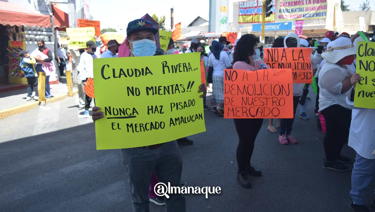 Locatarios de Amalucan bloquean el Entronque para frenar demolición del mercado 6 portada marcha mercado