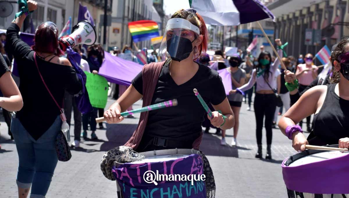 VIDEO/FOTOS: Mujeres diversas marchan en Puebla previo al #8M 7 portada batucada feminista