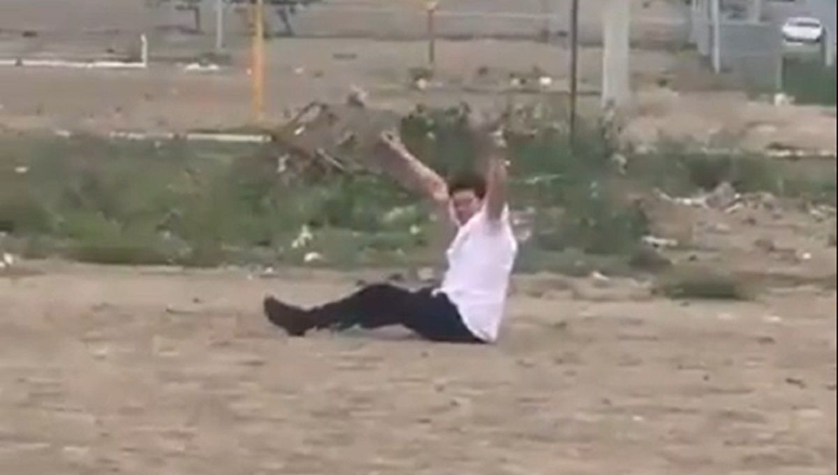 Lo suyo es el golf: Samuel García se cae al hacer un saque de banda (VIDEO) 2 samuel garcia