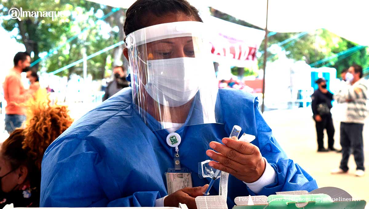 ¡Atención maestros! A las 6 de la tarde se abre el registro para la vacuna COVID 2 vacunas 4