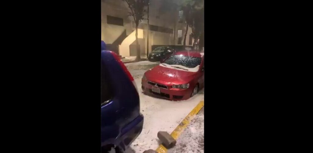 8e648bb3 da4c 4fb6 bb18 b9943b1f8d6d 1