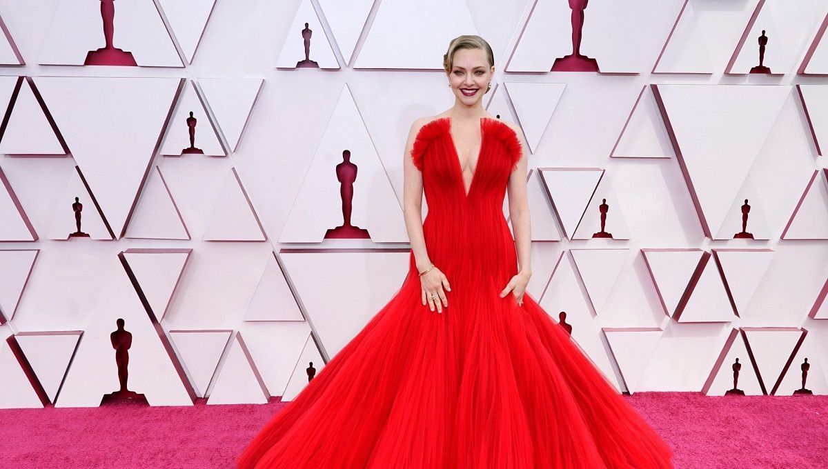 FOTOS: Los famosos desfilan por la alfombra roja de los Premios Oscar 2021 2 Amanda