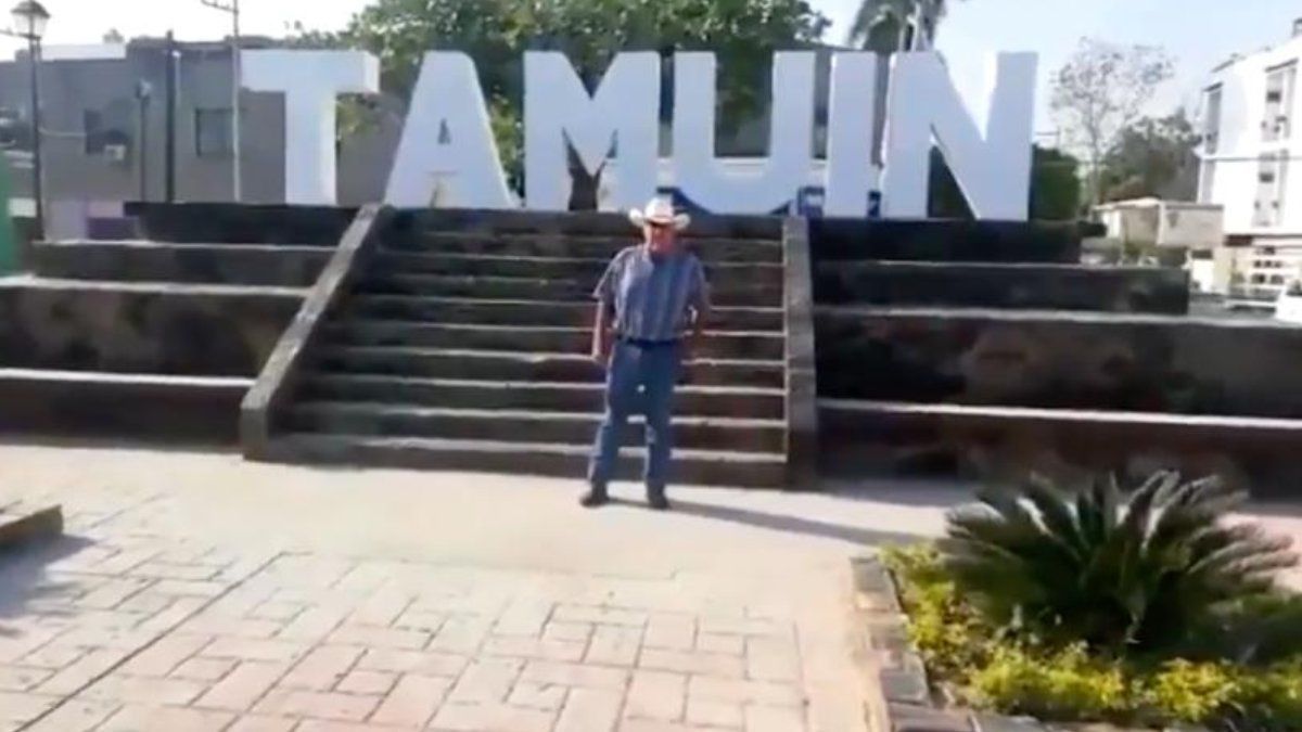 VIDEO: Balacera sorprende a candidato mientras graba spot comercial en San Luis Potosí 2 Candidato es sorprendido por balacerA