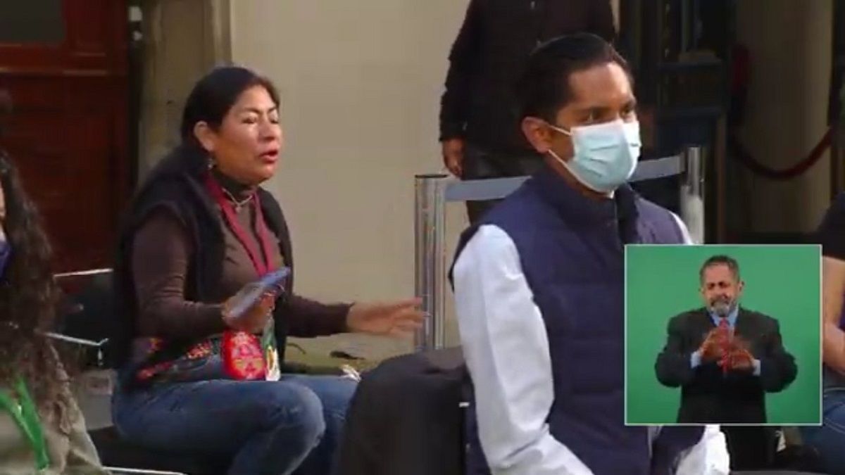 VIDEO: Reportera reclama a AMLO porque no le dio la palabra y se vuelve viral 2 Reyna