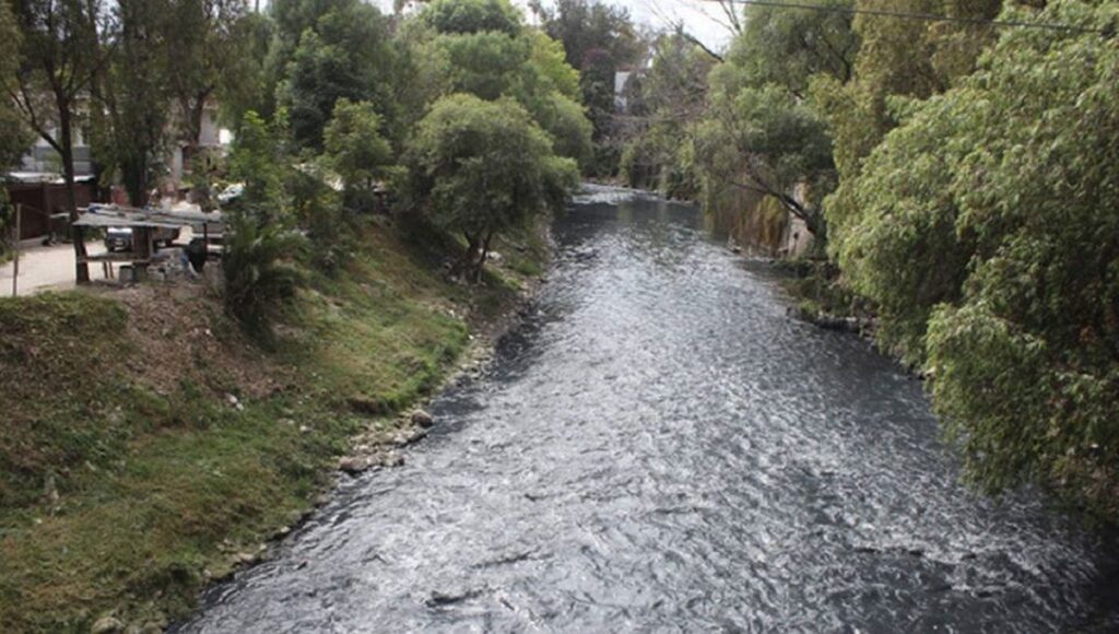 Rio contaminado