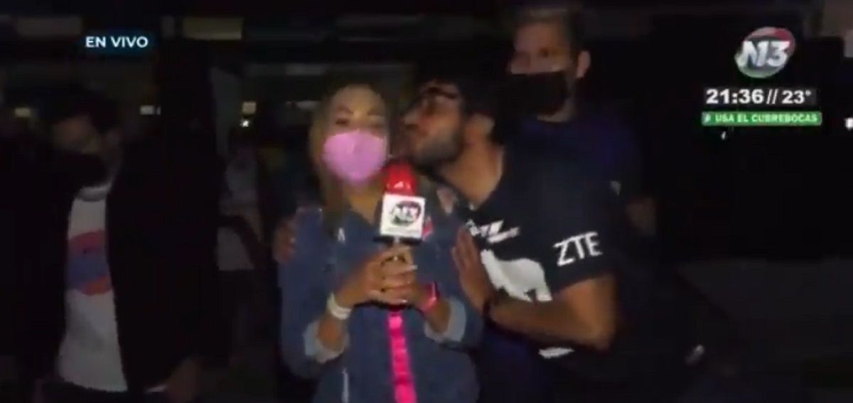 acoso a reportera poblana en vivo