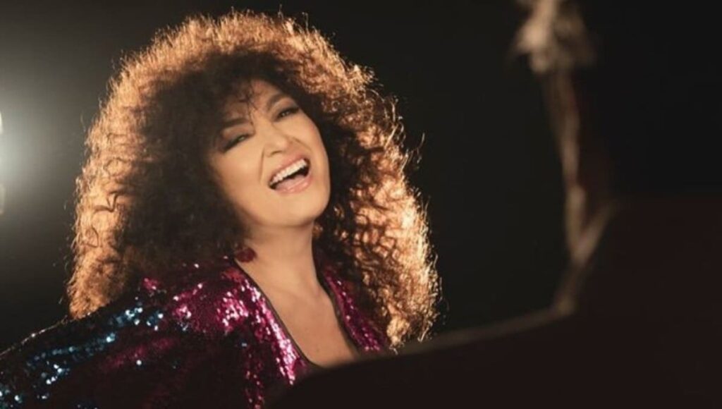 amanda miguel por que se corto el cabello razones 1