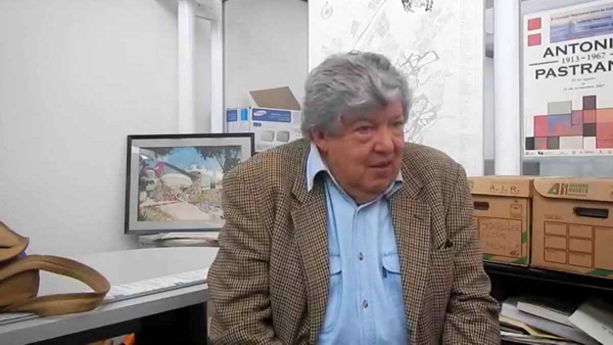 arquitecto Carlos Lobo